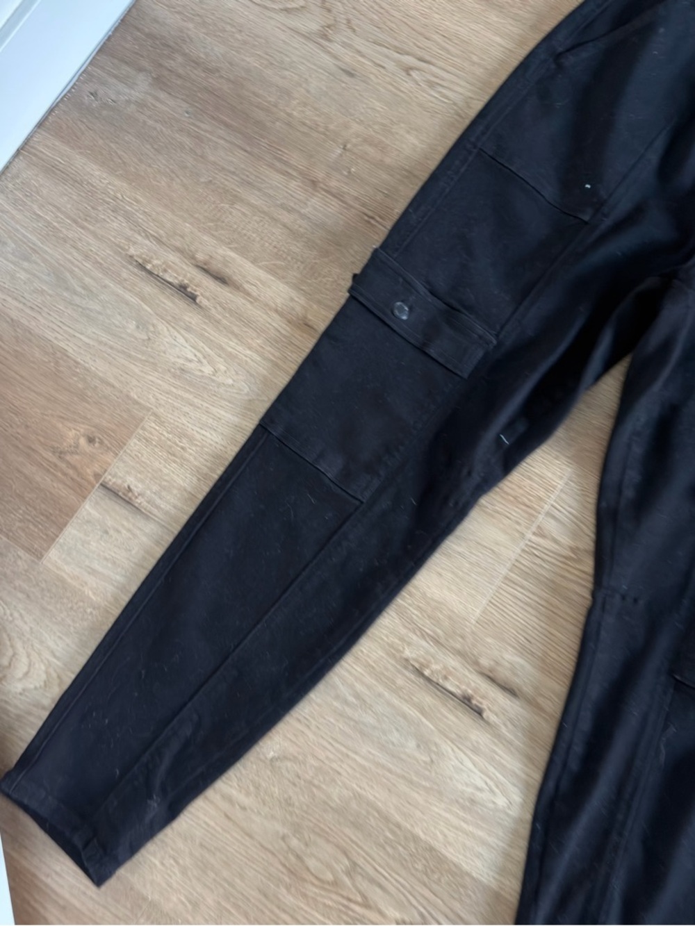 Judy Blue Harper High Rise Black Cargo Jogger Pants Size 11/30 Women’s - Picture 3 of 8